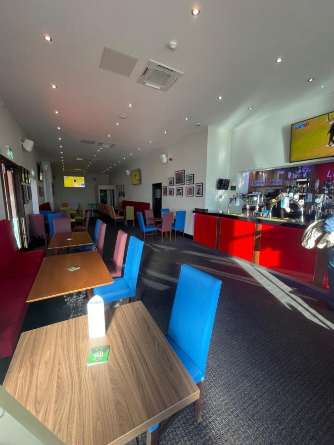 Hotel The Grand Port Talbot